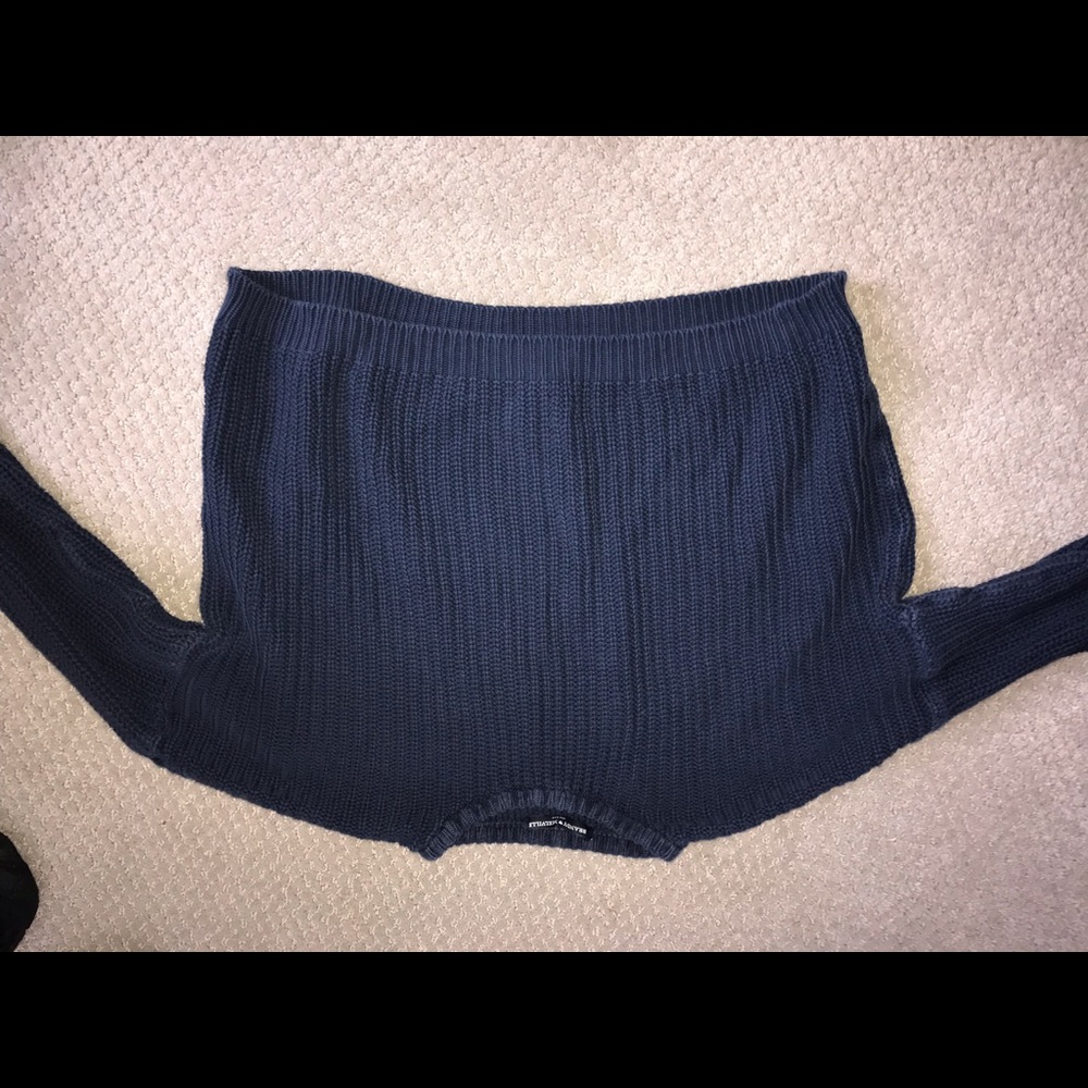 Brandy Melville Rare Cropped Navy Blue Sweater